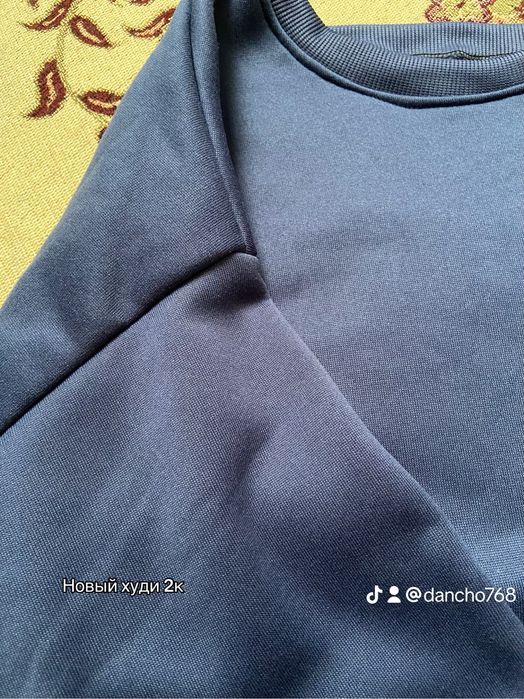 Продаю новый худи