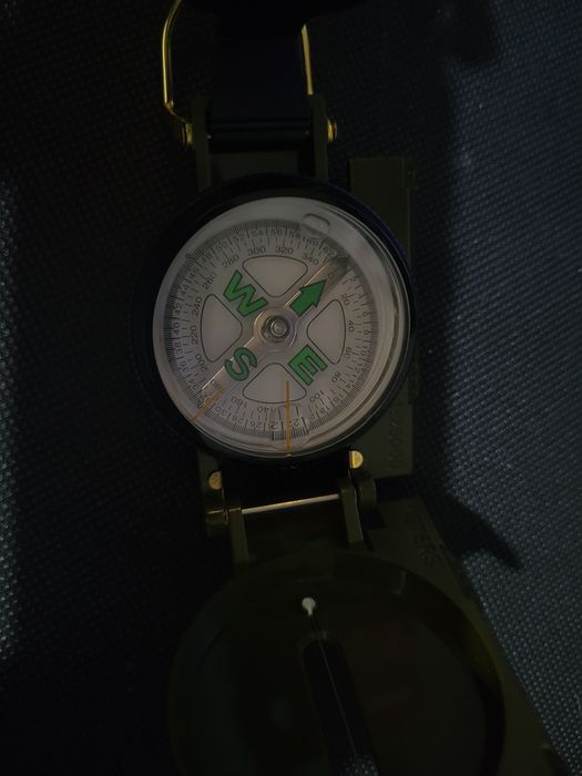 Продаю компас военный