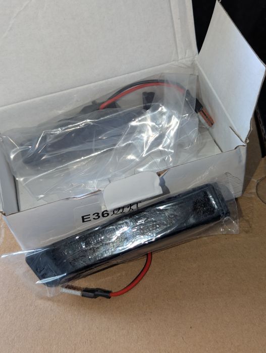 Повторители поворотников Бмв Е36, Х5 Е53