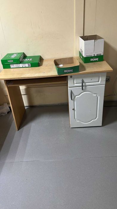 шкаф, стол,парта офис