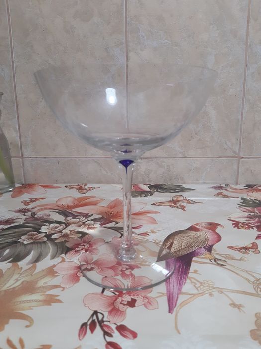 6 buc. Pahare mari cu picior gen cupa