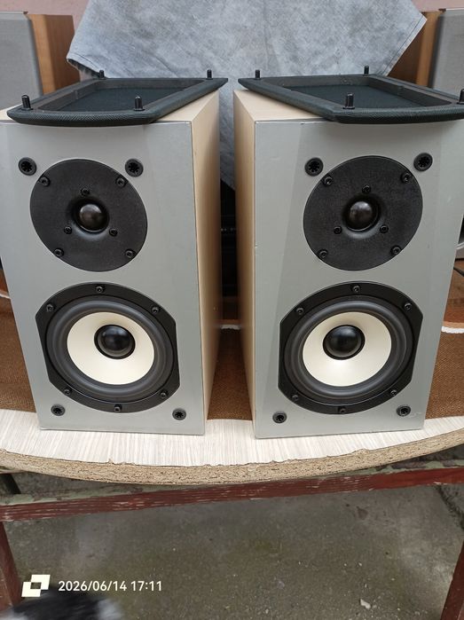 Linie audio Pioneer , combina Sony