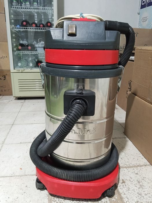 Водопылесос Комета CB30