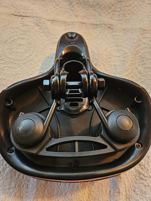 Широка,удобна седалка за колело