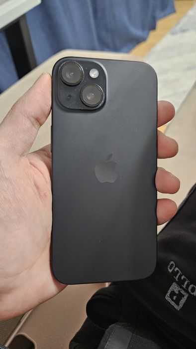 Продам Iphone 15 256GB