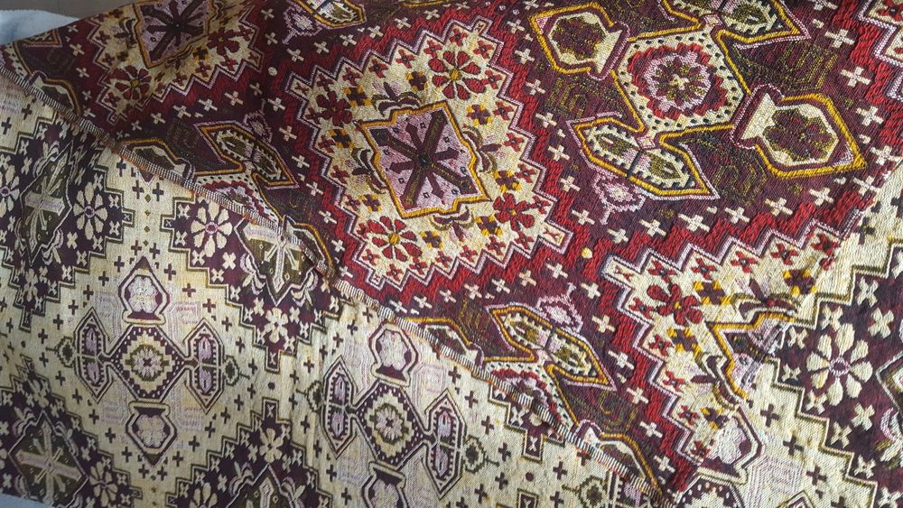 Килим нов двулицев