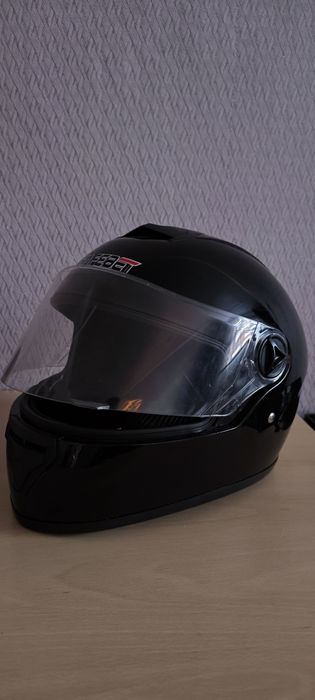 Продам мото шлем