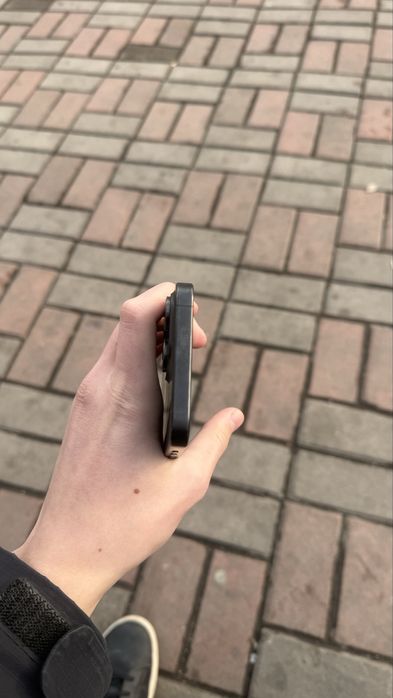 Продам iphone 15 pro max 512gb