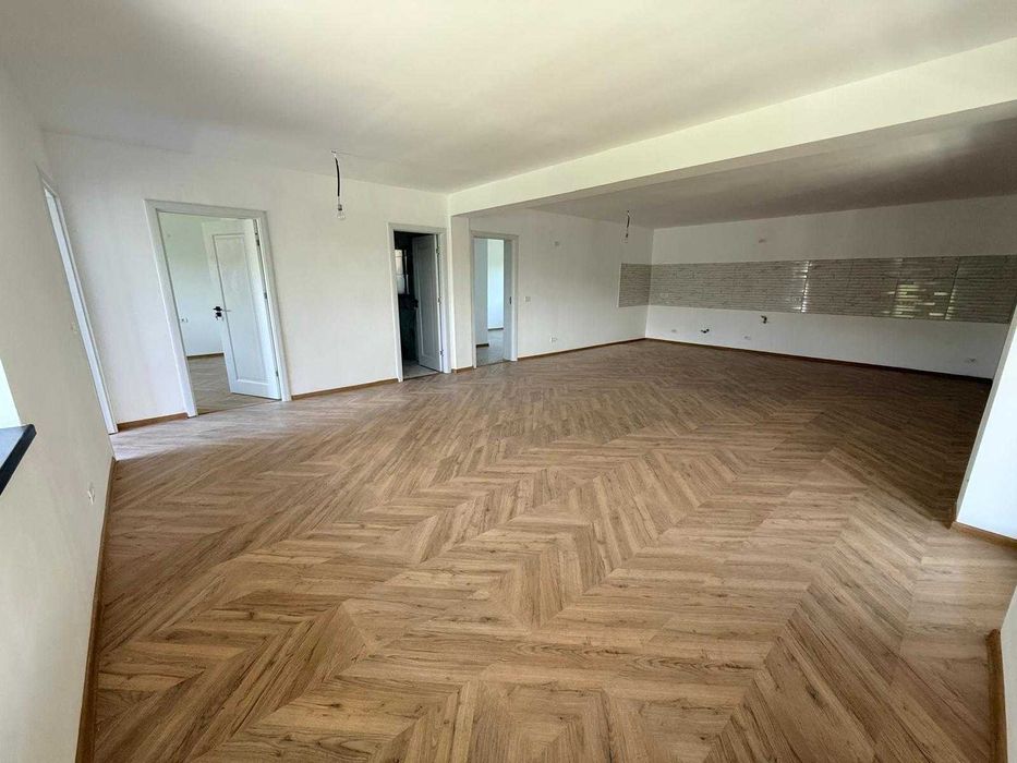 Casa vânzare Hemeiusi
