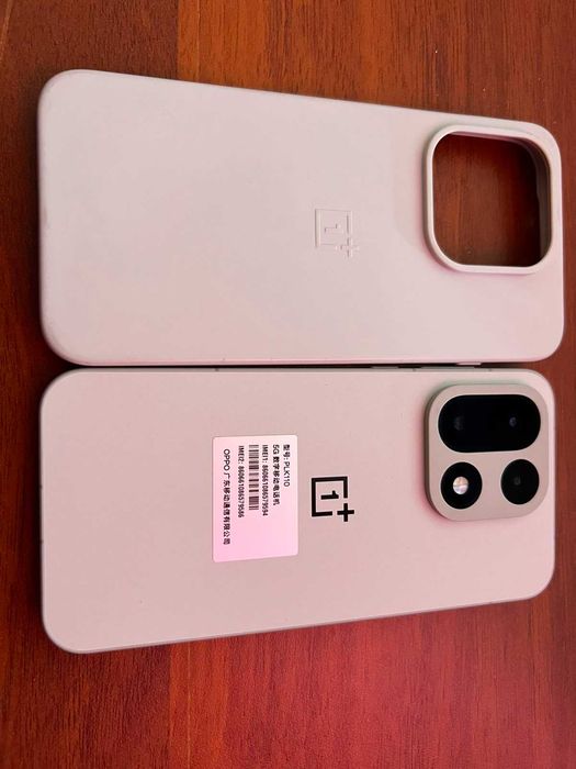 Продам OnePlus 15 16/256
