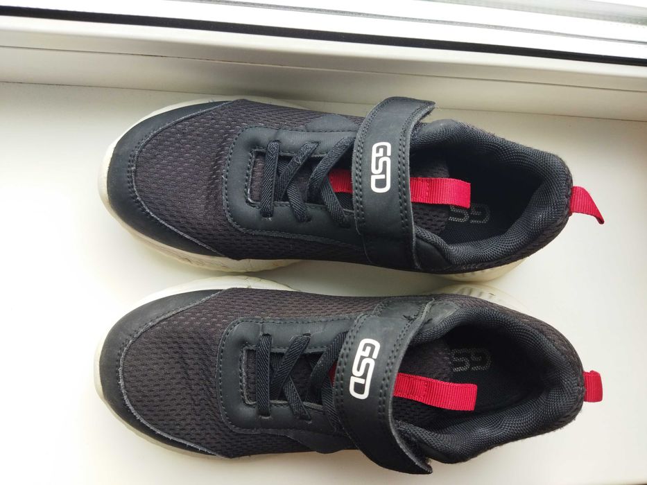 Туфли, кроссовки 35рр