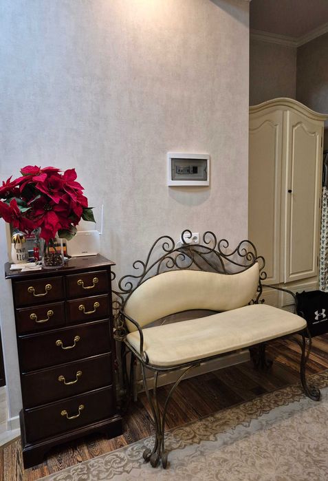 Скамейка в прихожую