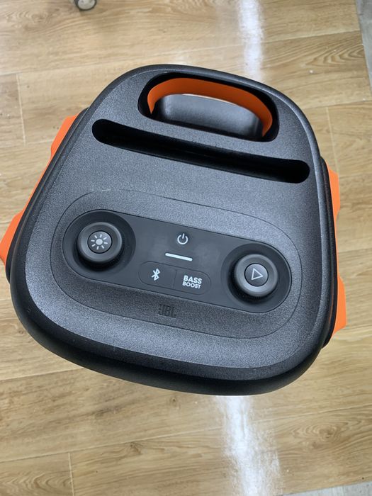 JBL 110 party box -250 euro,harman-kardon go play -199 euro