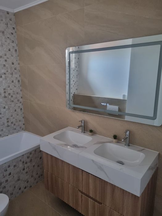 Apartament 110 mp central str. Vasile Lucaciu renovat,mobilat,garaj.