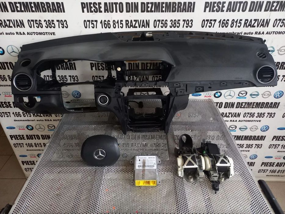 Plansa Bord Kit Airbag  Mercedes C Class W204 Facelift An 2011-2012-2013-2014-2015 Volan Stanga Eur