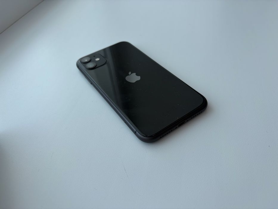 Iphone 11 /черный/ оригинал