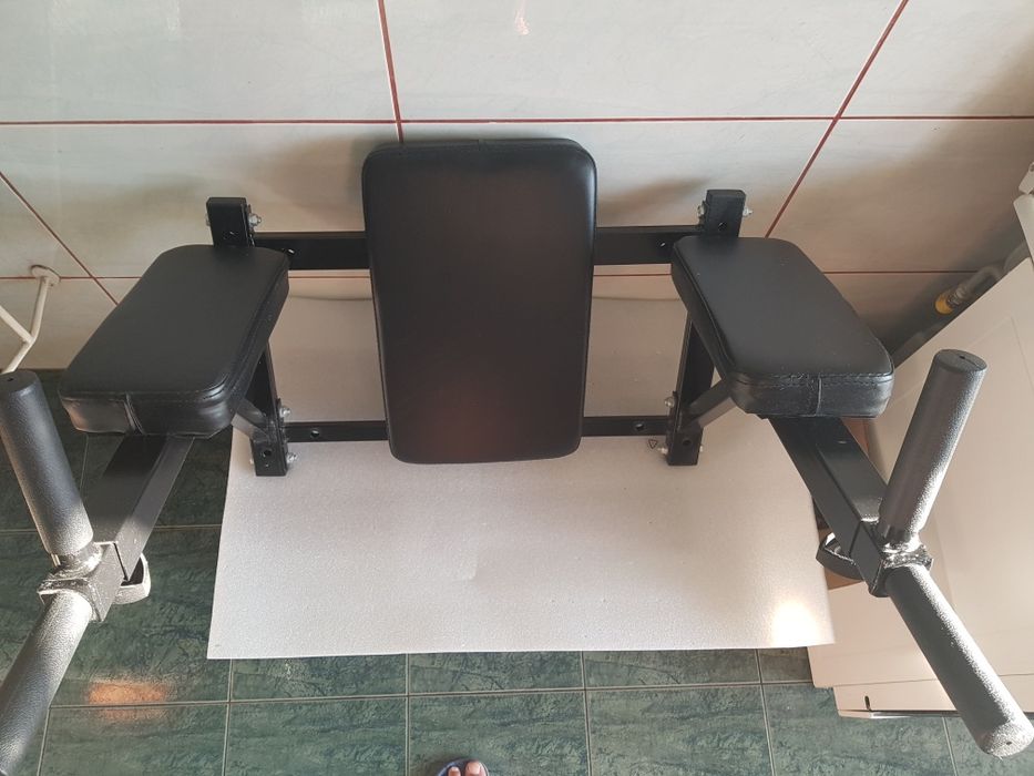 bară tracțiuni și abdomene