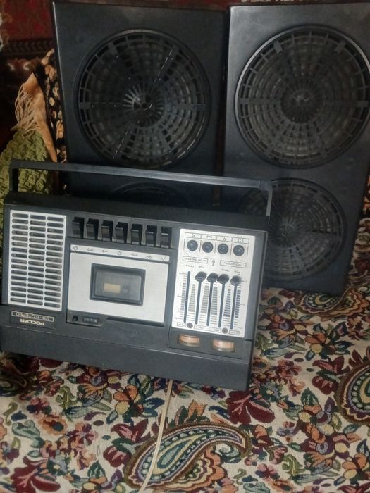 Продам магнитофон