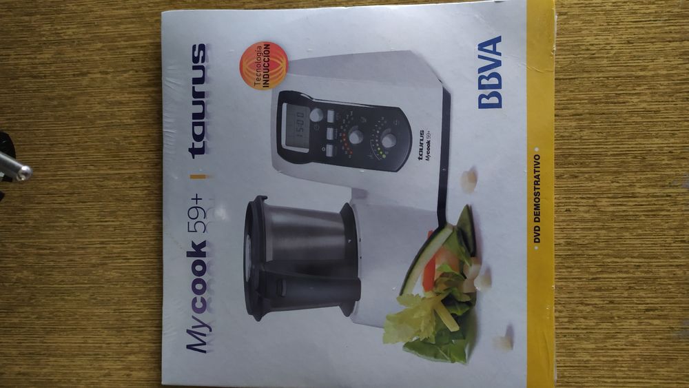 Taurus - Кухненски Робот 1600W