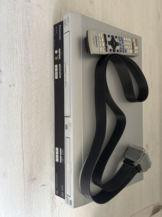 Panasonic NV-VP23 combo DVD + VHS