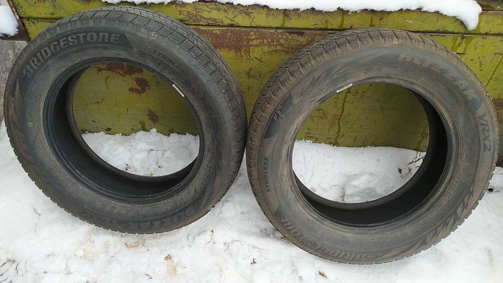 Шины зимние , R 17.