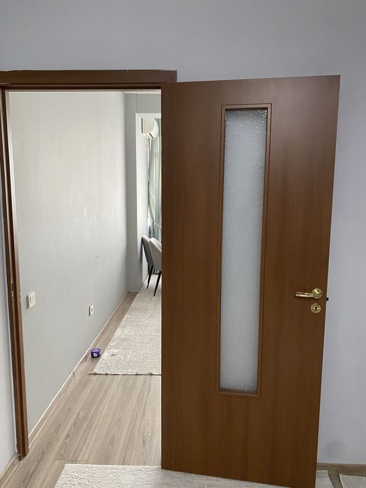 Межкомнатные двери 2 м.