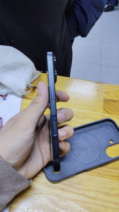 Айфон 16 256гб аккум 99%