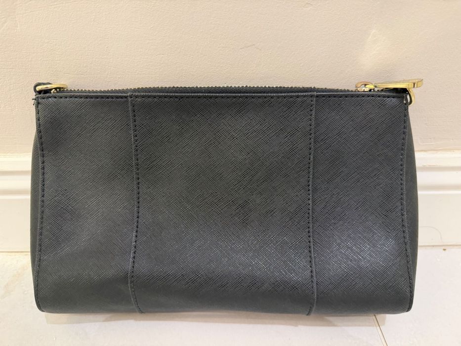 Черна чанта Armani Jeans