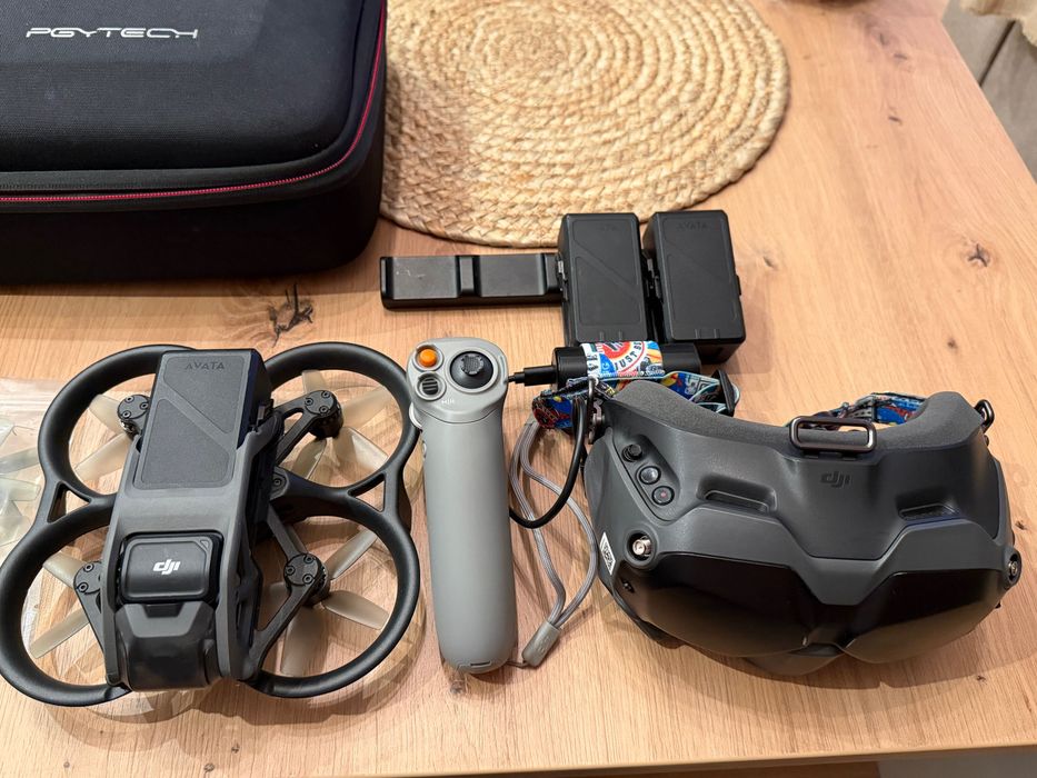 Дрон DJI Avata Fly Smart Combo
