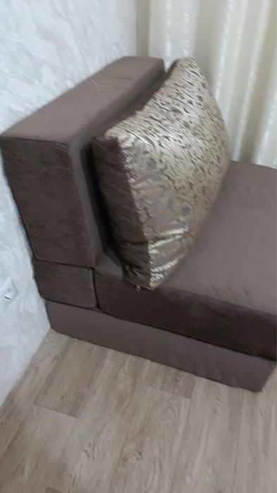 Кресло кровать продам б/у (в отличном состоянии)
