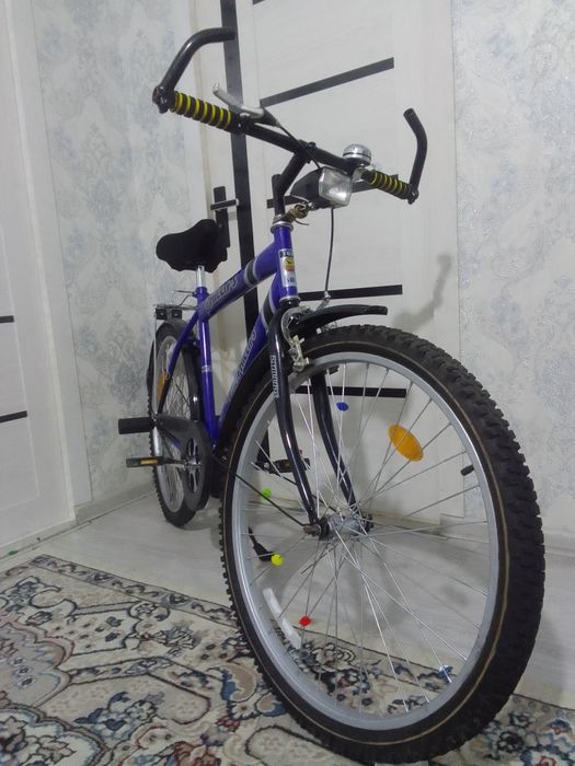 Zor 26 razmer veli sotiladi.