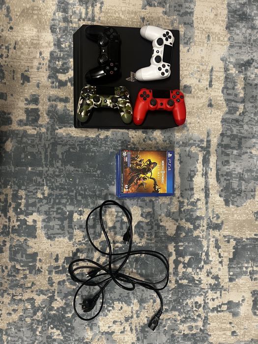 Ps4 pro с играми внутри и дисками