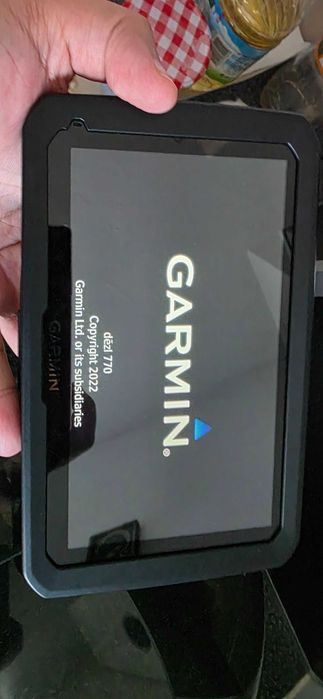 Навигация за камион Garmin Dezl 770 7 инча карти за цяла Европа и Турция пълен комплект