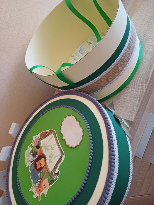 Cutie trusou botez personalizata