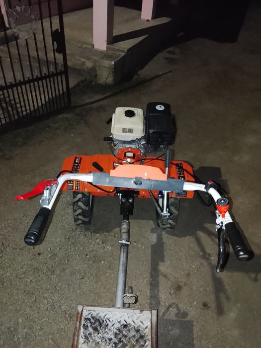 Vând sau schimb Ruris de 13 cai