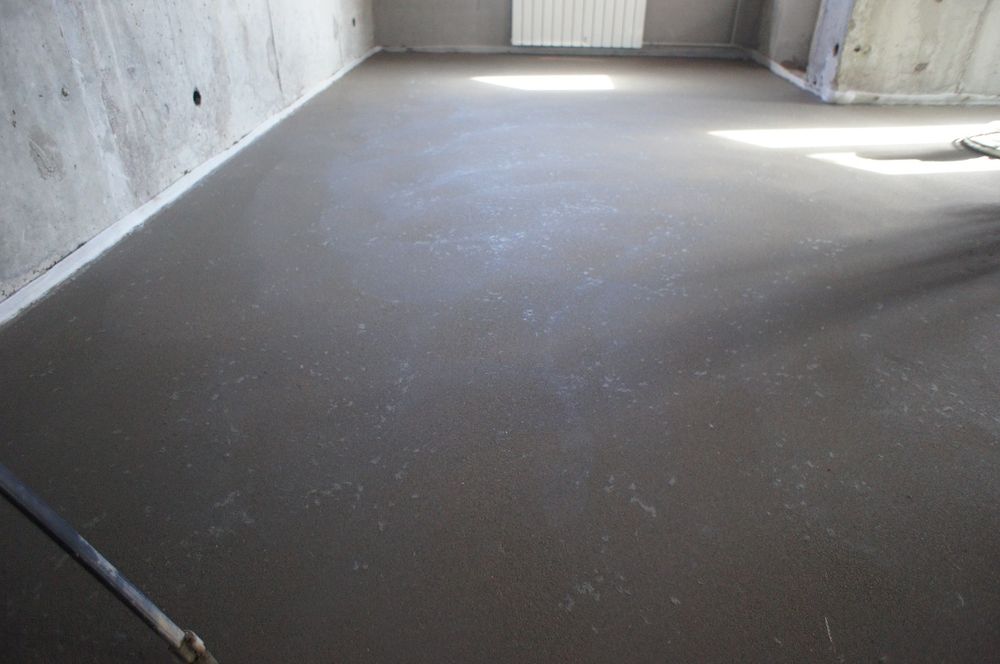 Стяжка далаға, үйге