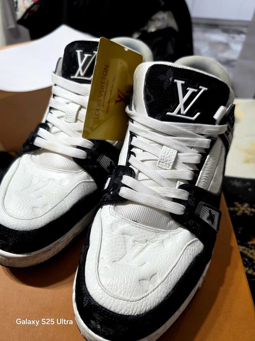 Обувки Louis Vuitton 44/45 много запазени