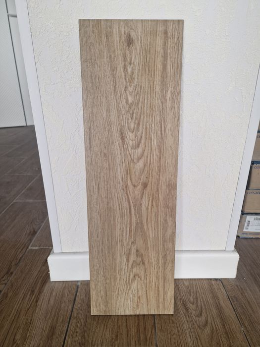 Продаётся плитка керамическая КЕРАМОГРАНИТ.