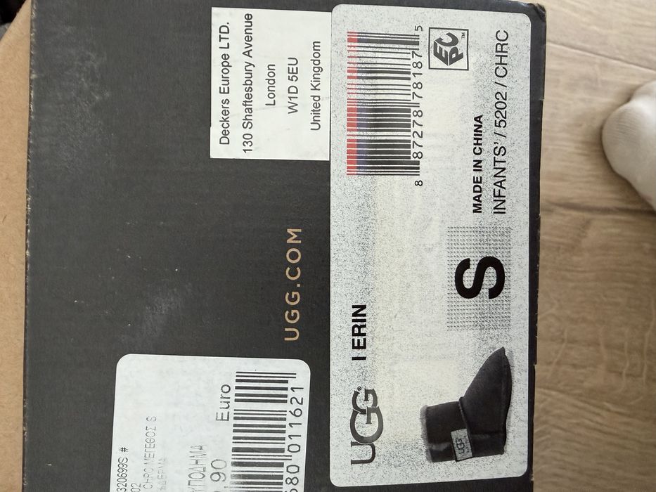 Оригинални бебешки ботушки UGG