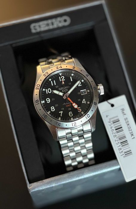 Ceas Seiko 5 Field GMT