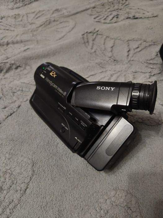 Видеокамера Sony ccd tr380e pal