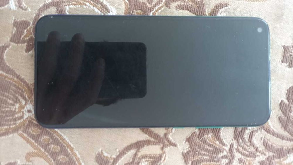 Продам телефон HUAWEI P40 lite E