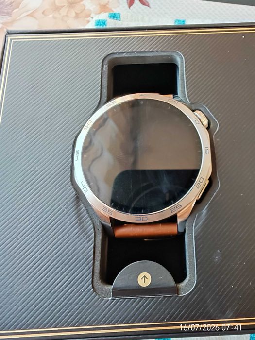 Vând Huawei GT 4