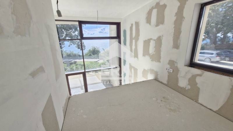 Продава се Четиристаен апартамент в Варна, Чайка - 195 кв.м за 1077 €/кв.м - Снимка #3