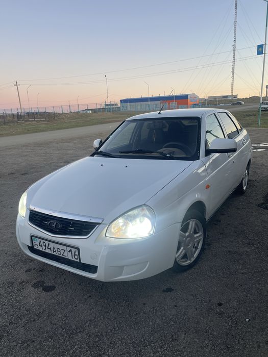 Продам приору 2011 года