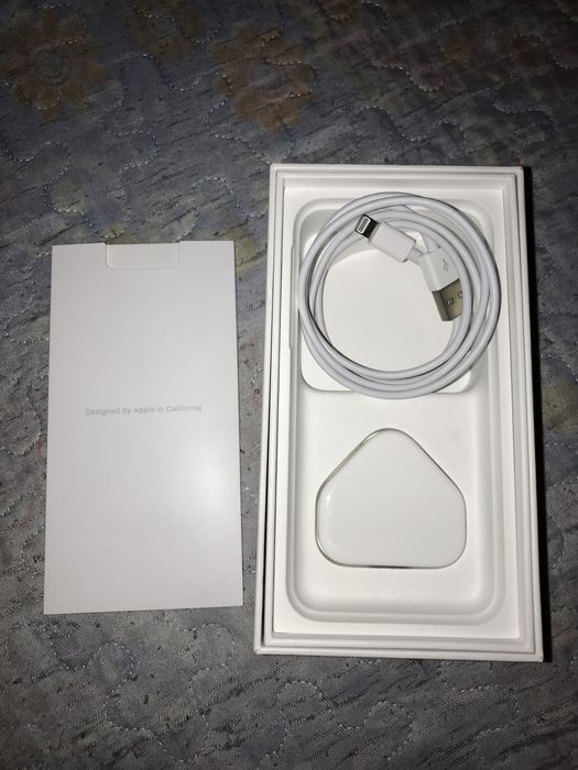 срочно продам iphone 7