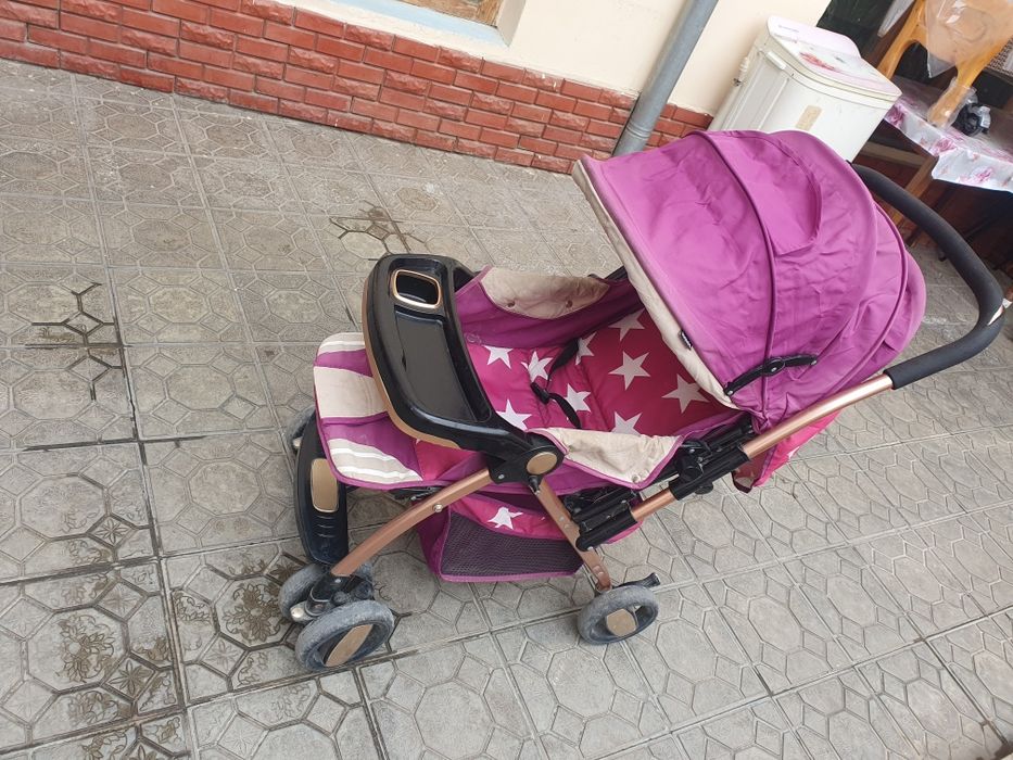 Коляска в хорошем состояние