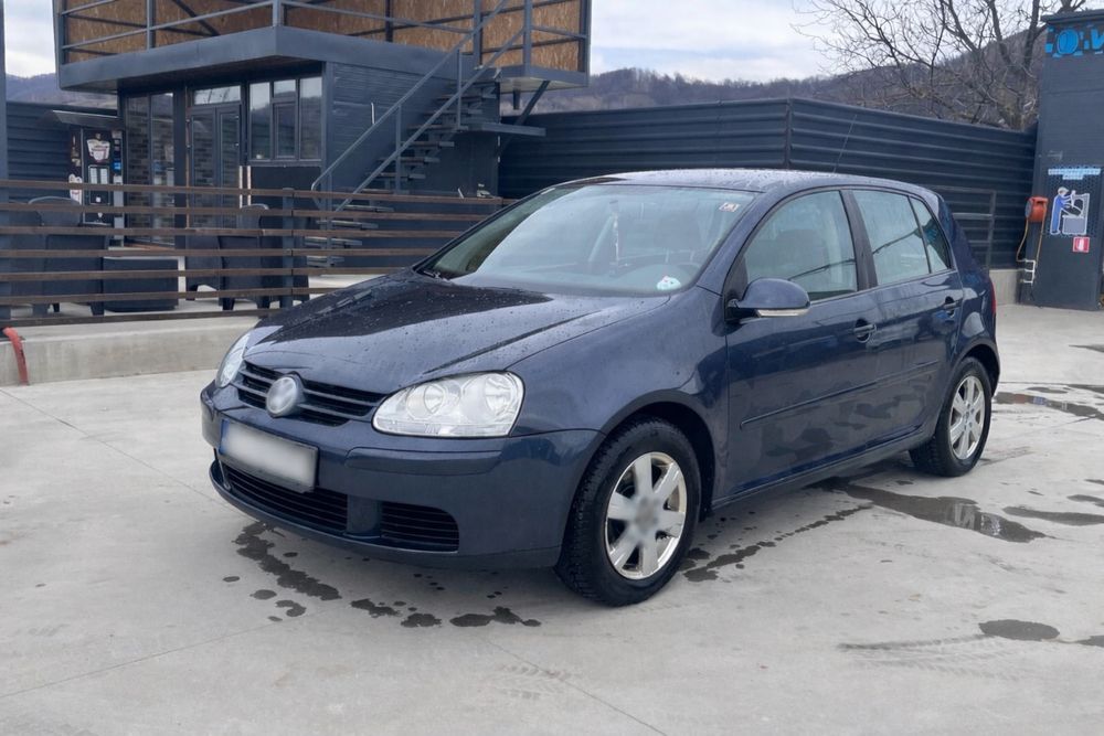 Vând golf 5 rabbit 1.9 tdi