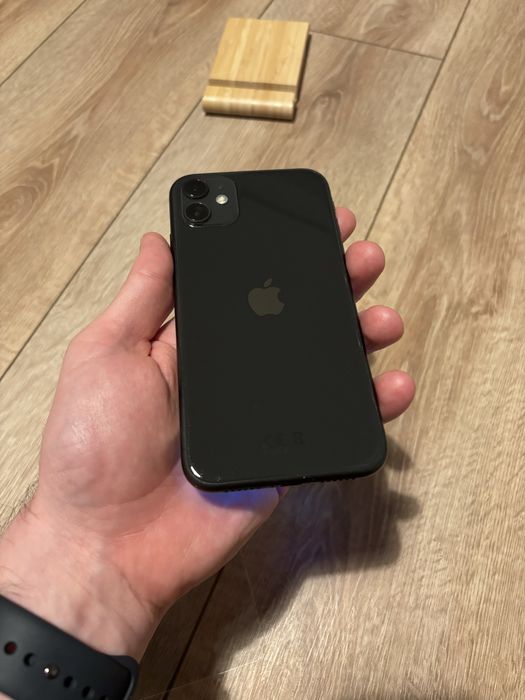 Iphone 11, 128 GB, baterie inlocuita in 2025