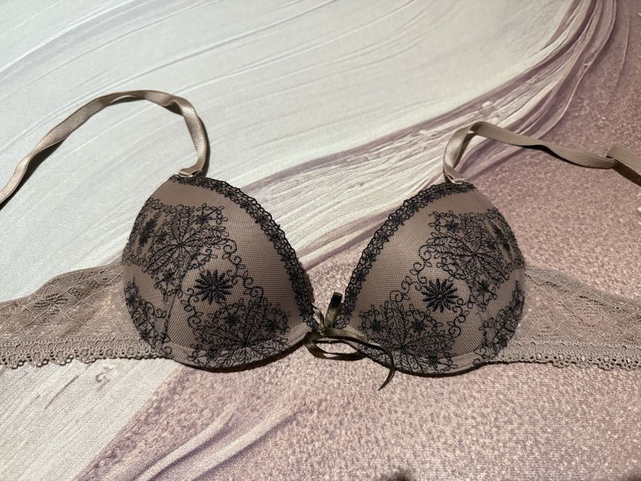 Бюстгалтеры Victoria’s Secret. Оригинал